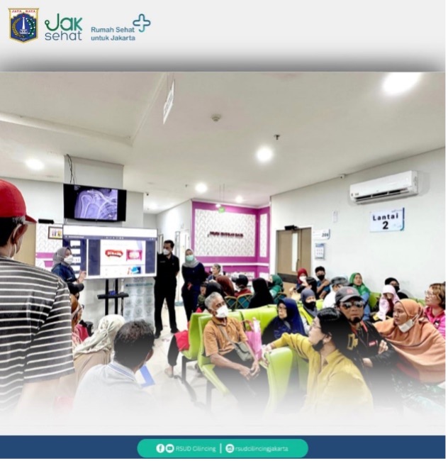 Penyuluhan Kesehatan Di Ruang Tunggu Poliklinik Lantai 2 Dengan Audiens Pengunjung RSUD Cilincing Dengan Tema Pentingnya Menjaga Kesehatan Gigi Dan Mulut