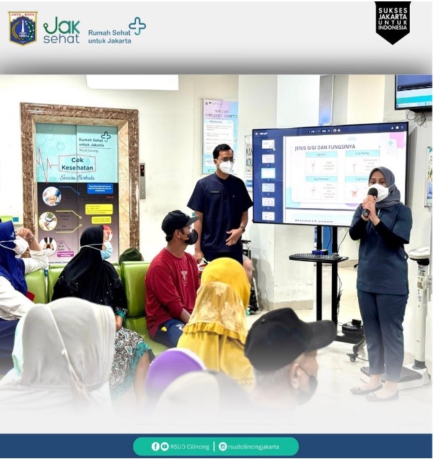 Tim Promosi Kesehatan Rumah Sakit RSUD
Cilincing mengadakan penyuluhan kesehatan 
